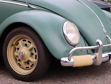 Champagne Cars